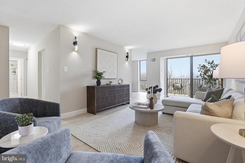 2311 Pimmit Dr #603, Falls Church, VA 22043