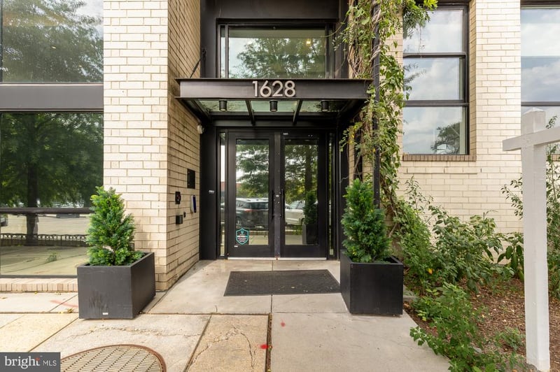 1628 11th St NW #103, Washington, DC 20001