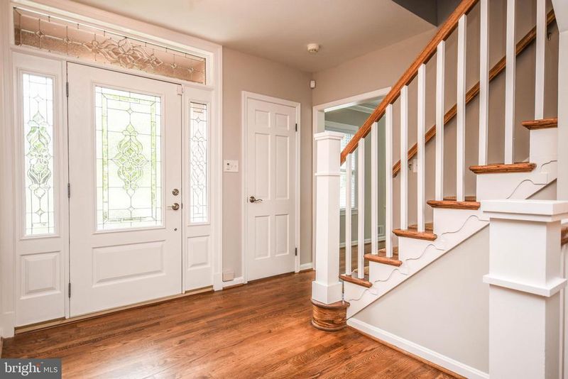 1211 Vinita Ln, Mclean, VA 22102