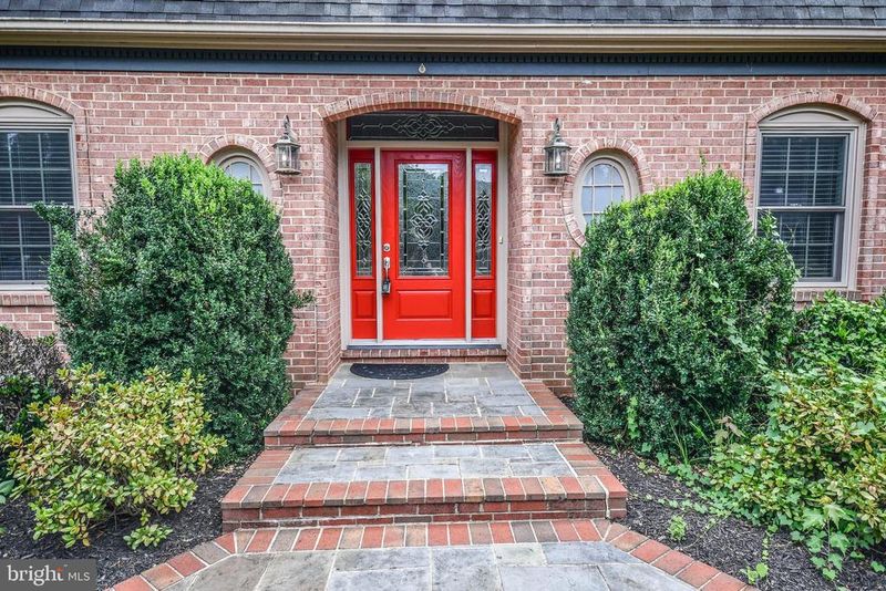 1211 Vinita Ln, Mclean, VA 22102