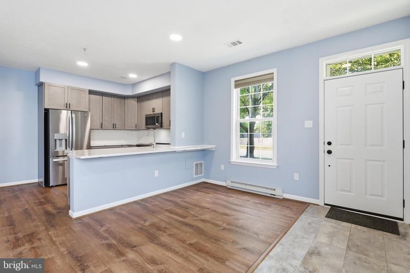 4900 Edgeware Ter, Frederick, MD 21703