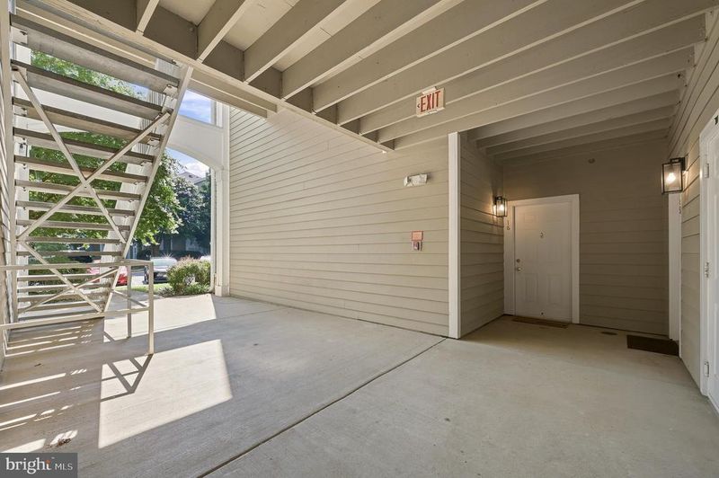 1701 Lake Shore Crest Dr #16, Reston, VA 20190