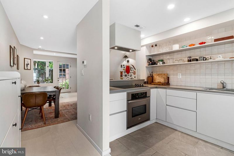 1513 26th St NW, Washington, DC 20007