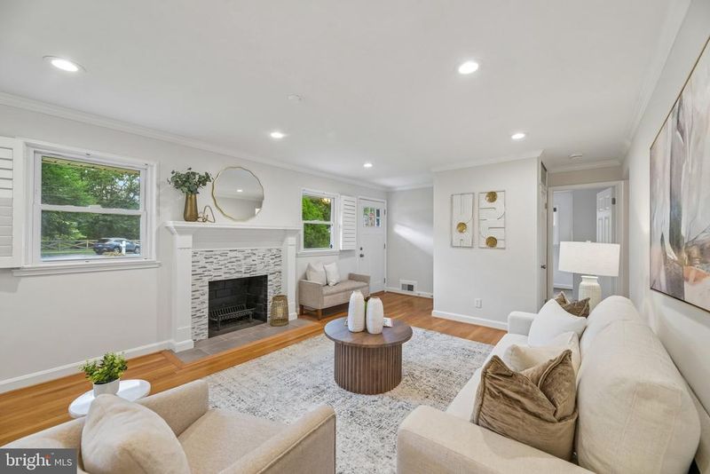 1111 Archer Ct, Alexandria, VA 22312