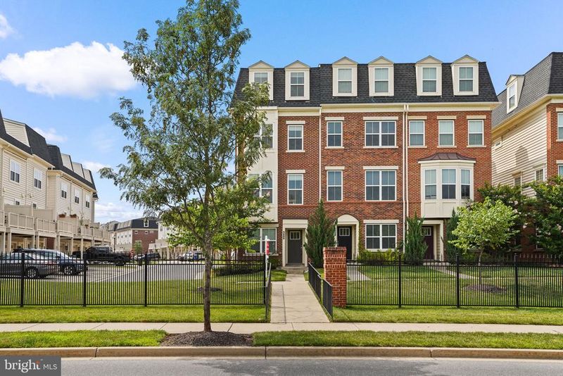 635 E Church St, Frederick, MD 21701