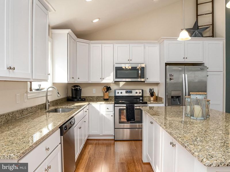5 Rectory Dr, Stafford, VA 22554