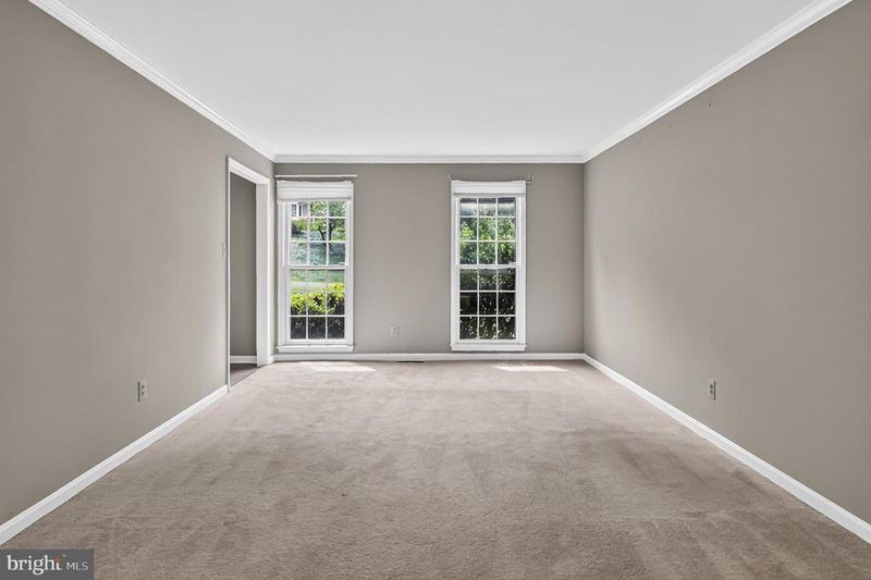 11620 Havenner Rd, Fairfax Station, VA 22039