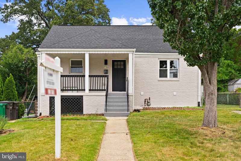3706 Longfellow St, Hyattsville, MD 20782