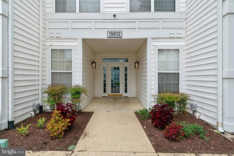15612 Everglade Ln #401, Bowie, MD 20716
