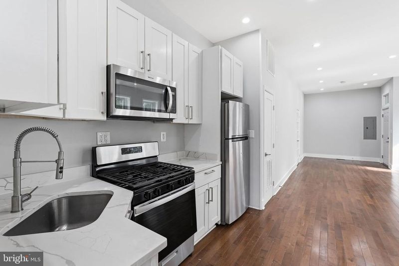1618 1st St NE #1, Washington, DC 20002