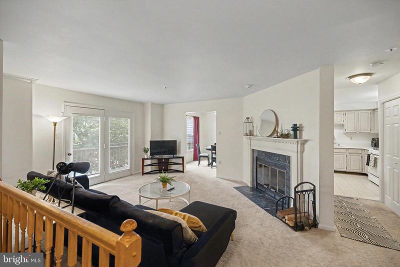 11065 Stagestone Way, Manassas, VA 20109