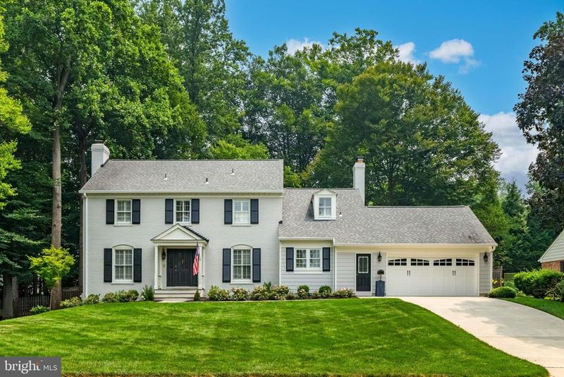 7301 Masters Dr, Potomac, MD 20854