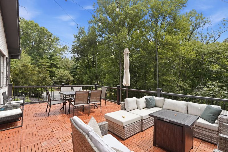 6405 Yates Ford Rd, Manassas, VA 20111