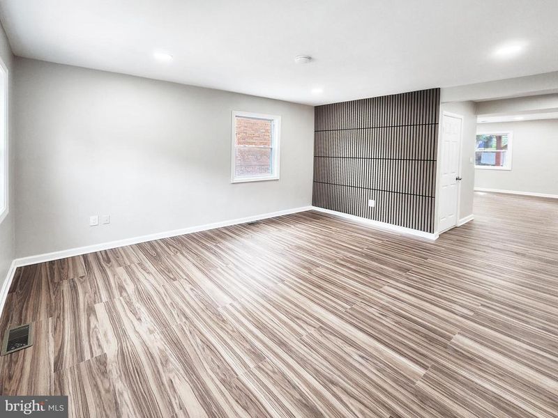 413 Valley Ave SE, Washington, DC 20032