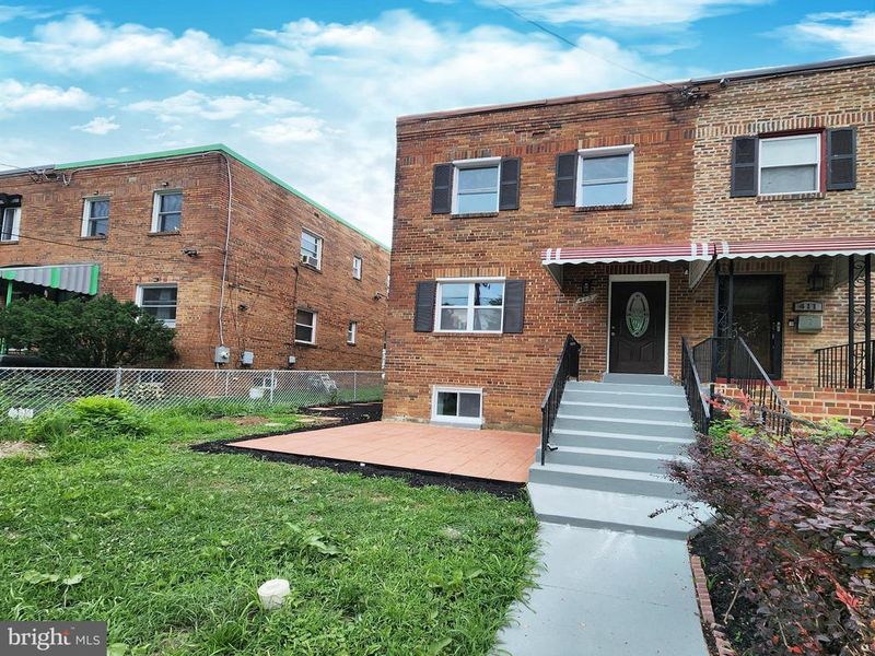 413 Valley Ave SE, Washington, DC 20032