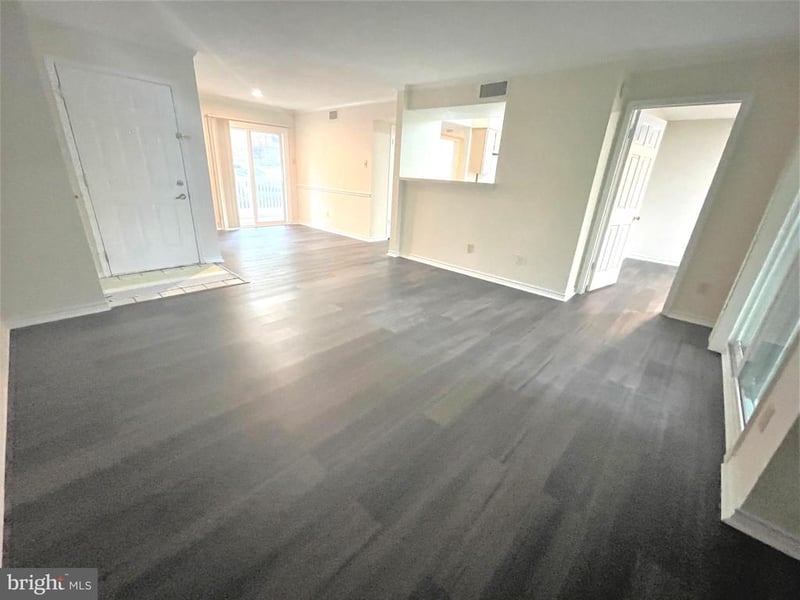 1505 Lincoln Way #101, Mclean, VA 22102