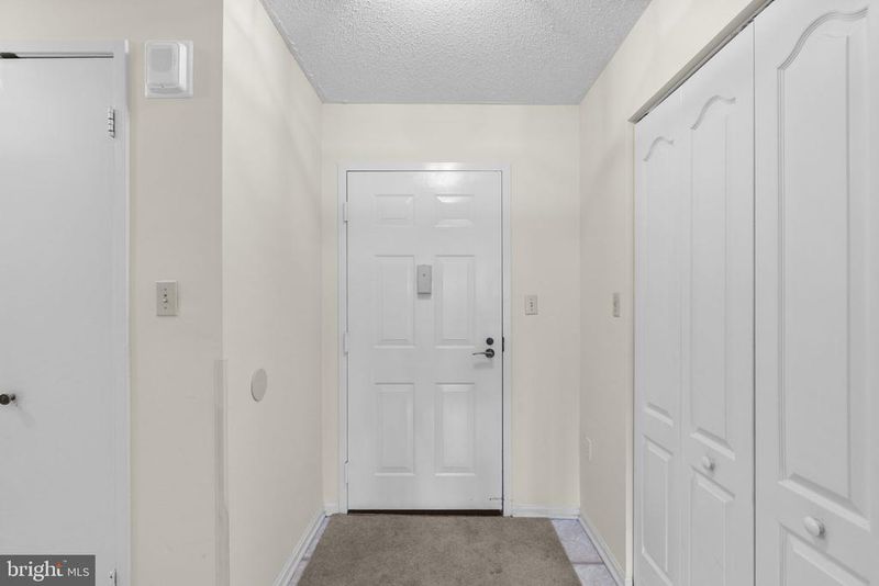 15100 Interlachen Dr #4-117, Silver Spring, MD 20906