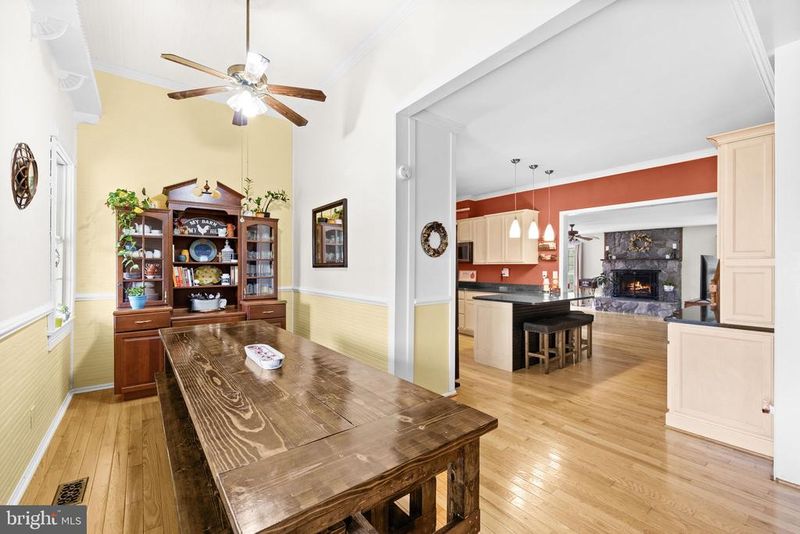 559 Holly Corner Rd, Fredericksburg, VA 22406