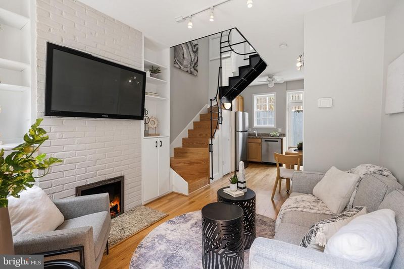 3203 Cherry Hill Ln NW, Washington, DC 20007