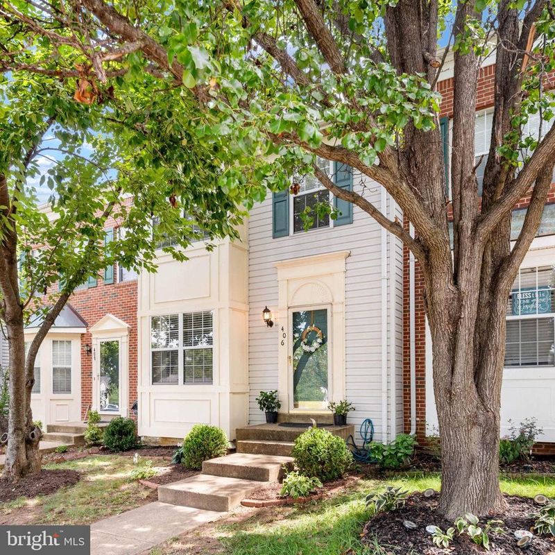 406 Rover Ct, Stafford, VA 22554