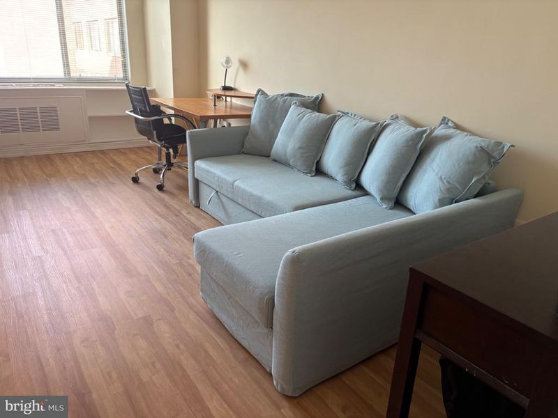 1121 Arlington Blvd #526, Arlington, VA 22209