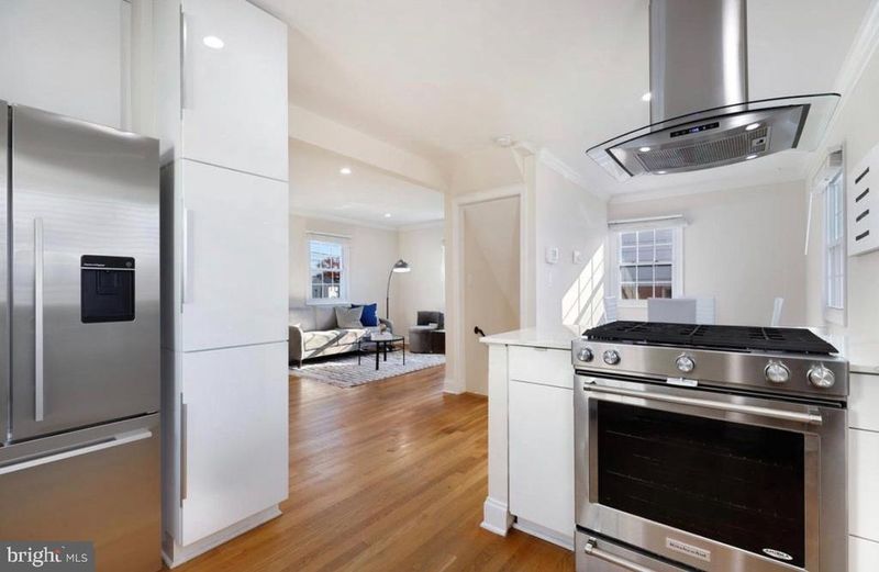 2000 S Langley St, Arlington, VA 22204
