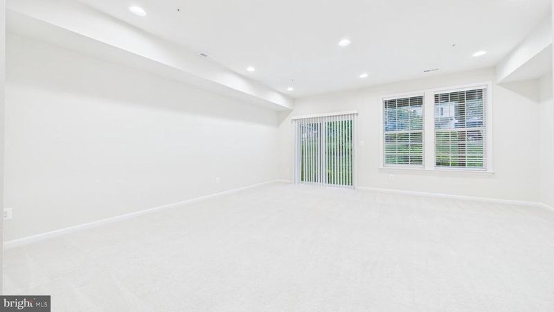 12 Chester Ct, Middletown, MD 21769