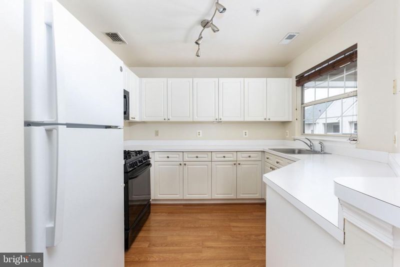 45091 Brae Ter #203, Ashburn, VA 20147