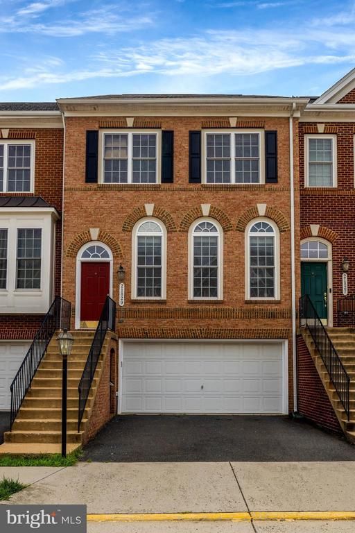 21829 Ladyslipper Sq, Ashburn, VA 20147