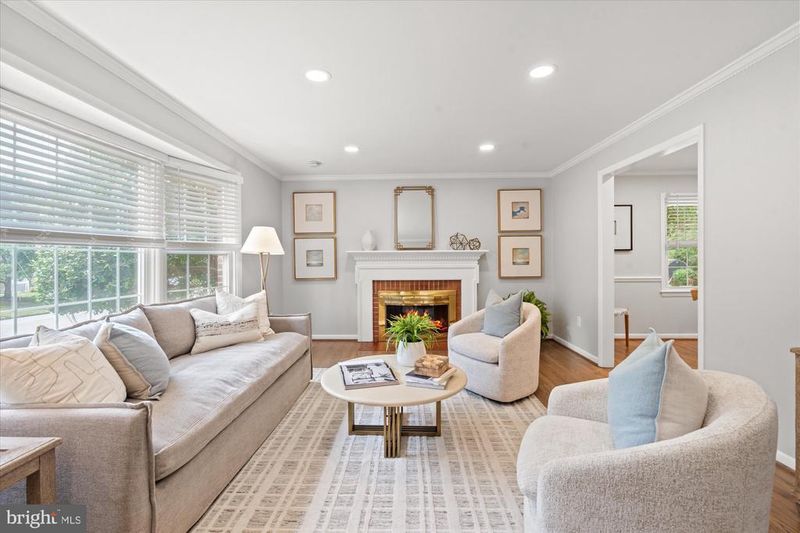 8403 W Boulevard Dr, Alexandria, VA 22308