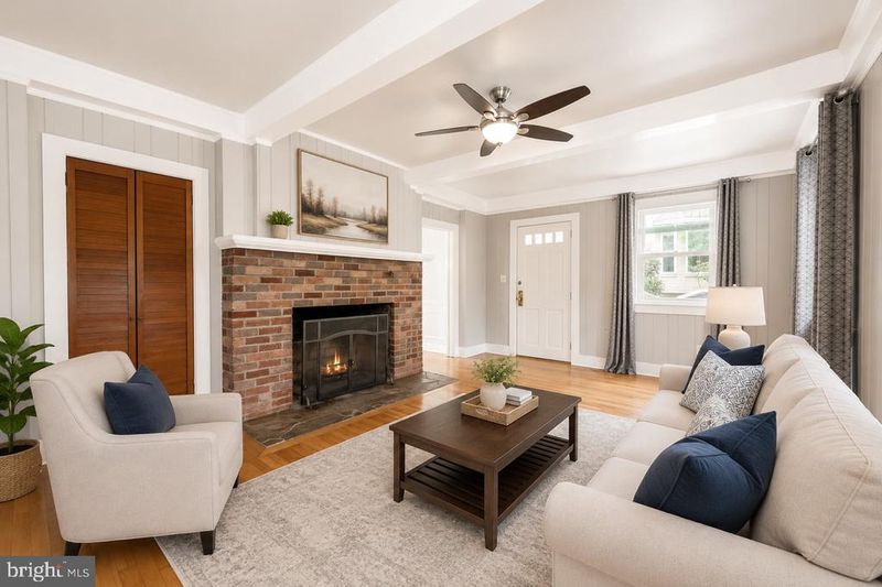 8531 West Oak Pl, Vienna, VA 22182