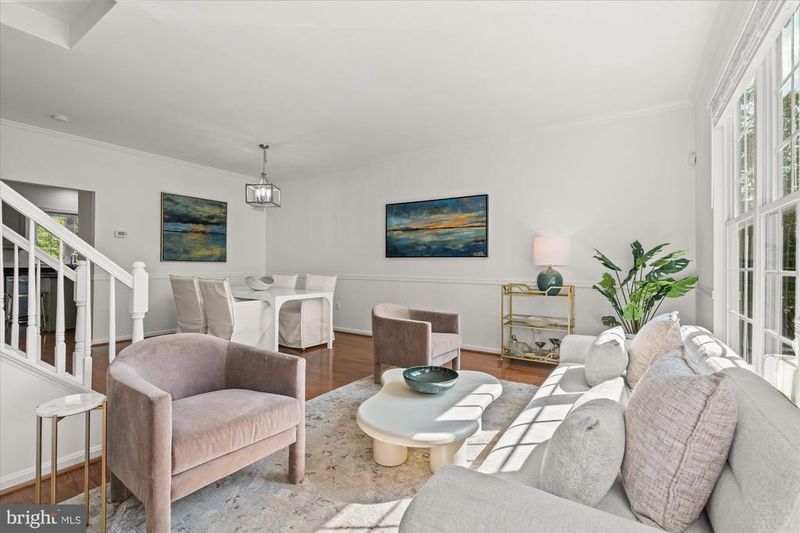 3825 Elbert Ave, Alexandria, VA 22305