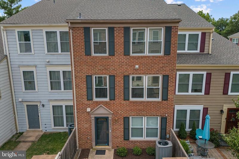 7644 Jordon Hollow Ct, Manassas, VA 20109