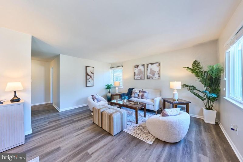 3815 Burlingame Pl #33E, Alexandria, VA 22309