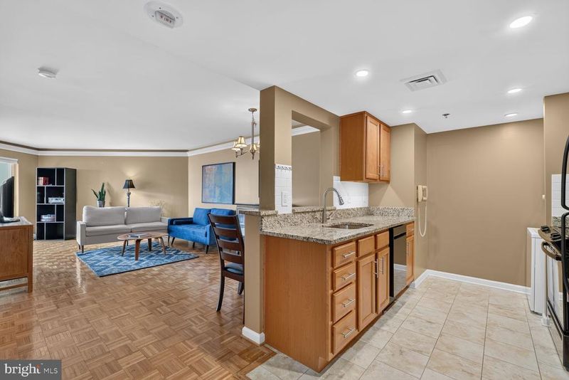900 N Taylor St #1811, Arlington, VA 22203