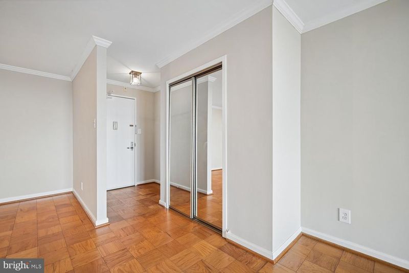 5101 River Rd #1514, Bethesda, MD 20816
