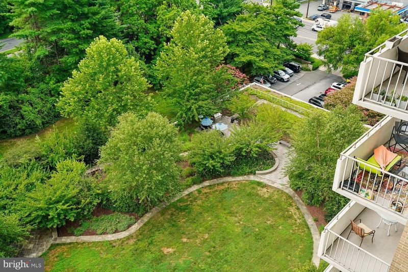 5101 River Rd #1514, Bethesda, MD 20816