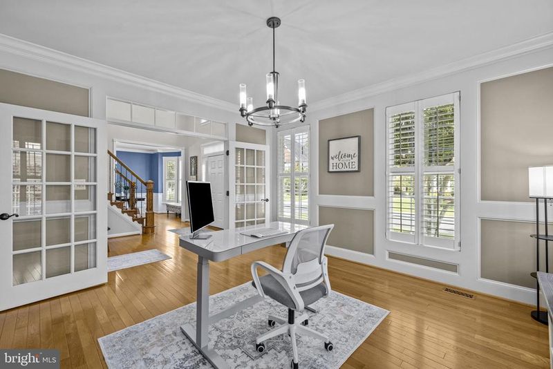 6005 Hortons Mill Ct, Haymarket, VA 20169