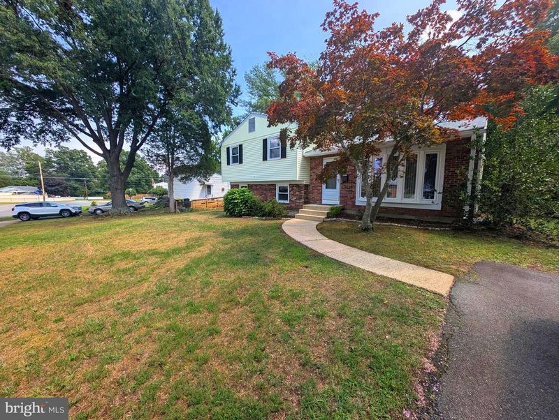 4503 Picot Rd, Alexandria, VA 22310