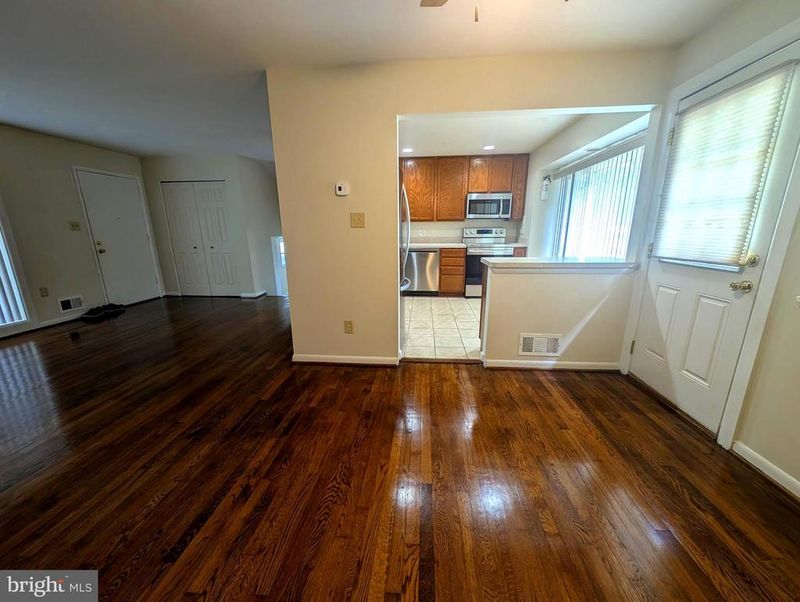 4503 Picot Rd, Alexandria, VA 22310