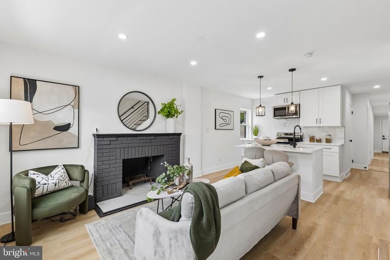4620 Hanna Pl SE, Washington, DC 20019