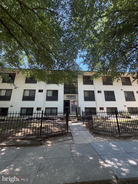 3107 Naylor Rd SE #301, Washington, DC 20020
