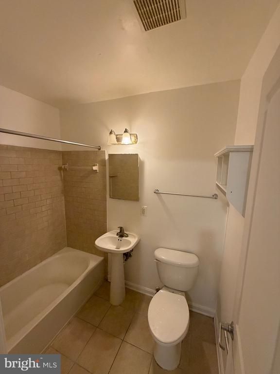 3107 Naylor Rd SE #301, Washington, DC 20020