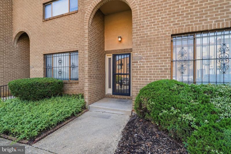 3252 Banneker Dr NE #3252, Washington, DC 20018