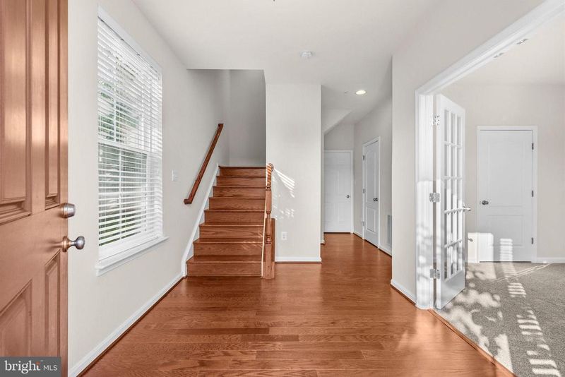 2891 Findley Rd, Kensington, MD 20895