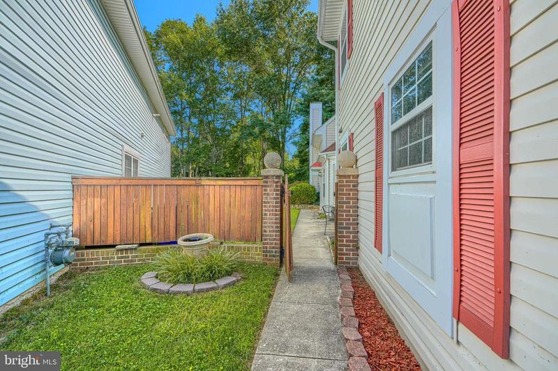 13611 Gresham Ct, Bowie, MD 20720