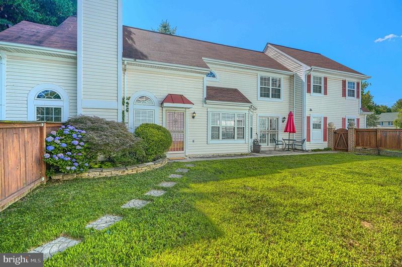 13611 Gresham Ct, Bowie, MD 20720