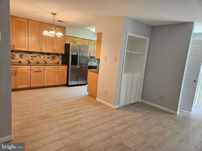 12109 Greenway Ct #101, Fairfax, VA 22033
