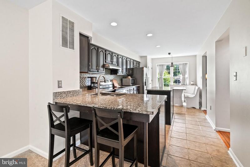 6626 Commodore Ct, New Market, MD 21774