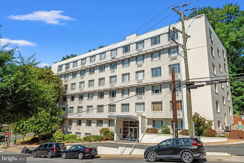 1730 Arlington Blvd #4, Arlington, VA 22209